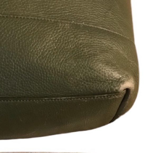 Cole Haan large green leather tote bag great quality wear on corners - Picture 6 of 10